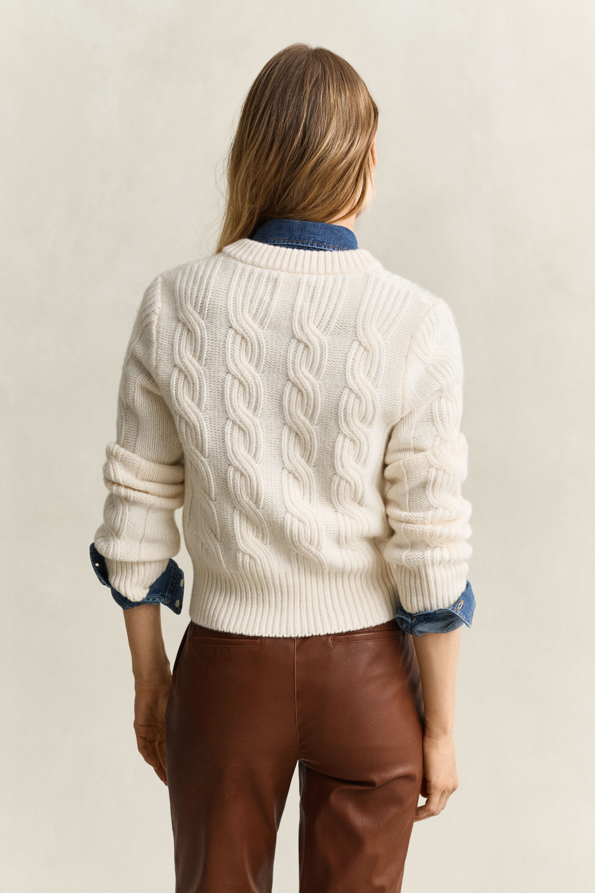 Kabelstrikket cardigan i uldblanding