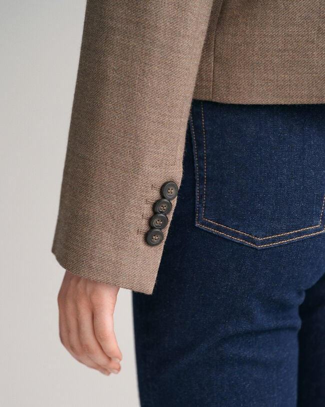Kort blazerjakke af uld