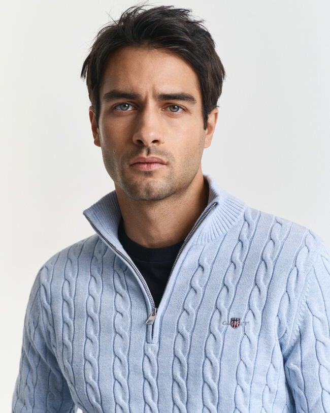 Kabelstrikket sweater af bomuld med halv lynlås