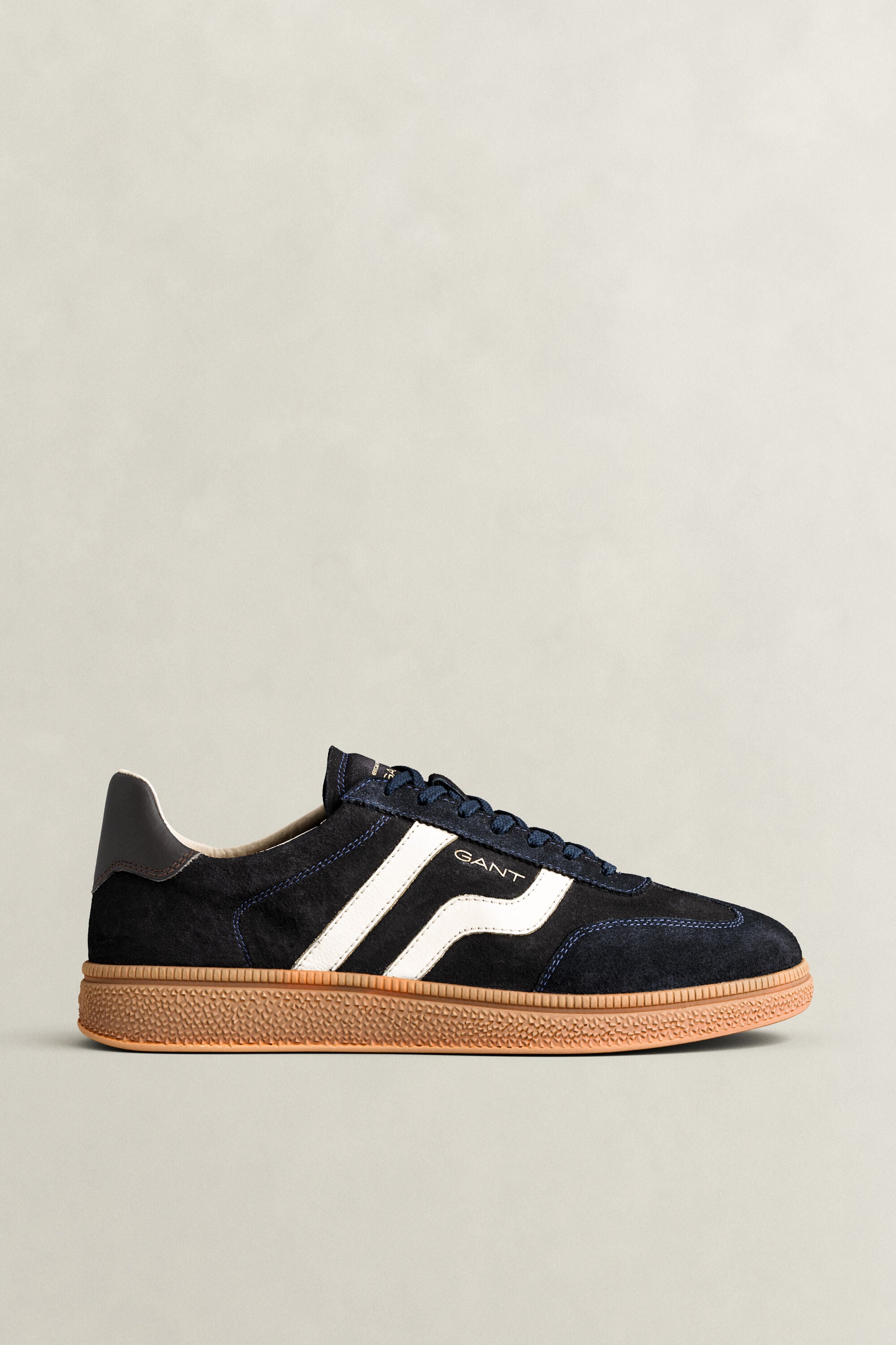 Cuzmo sneakers i ruskind