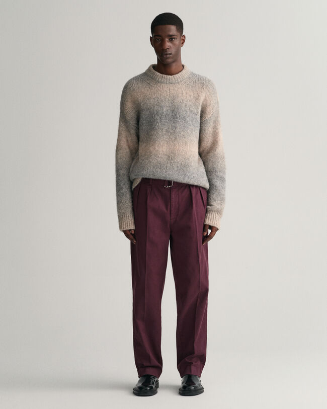 Chinobukser med bælte og læg