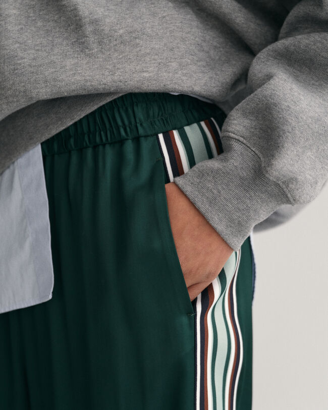 Relaxed fit stribede pull-on bukser