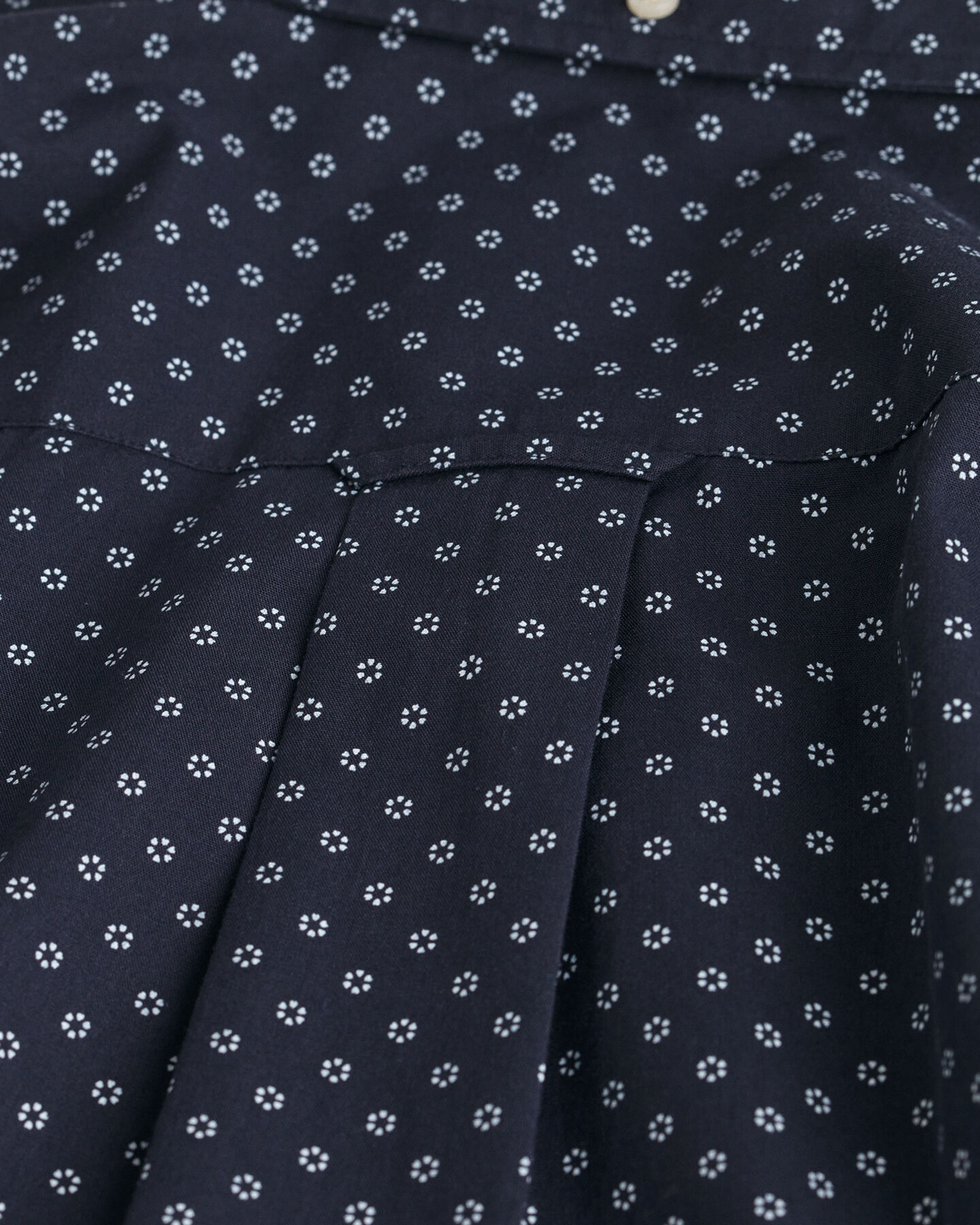 Regular fit skjorte med mikro-tryk