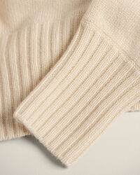 Wrangler x GANT Varsity sweater i kashmirblanding med V-hals