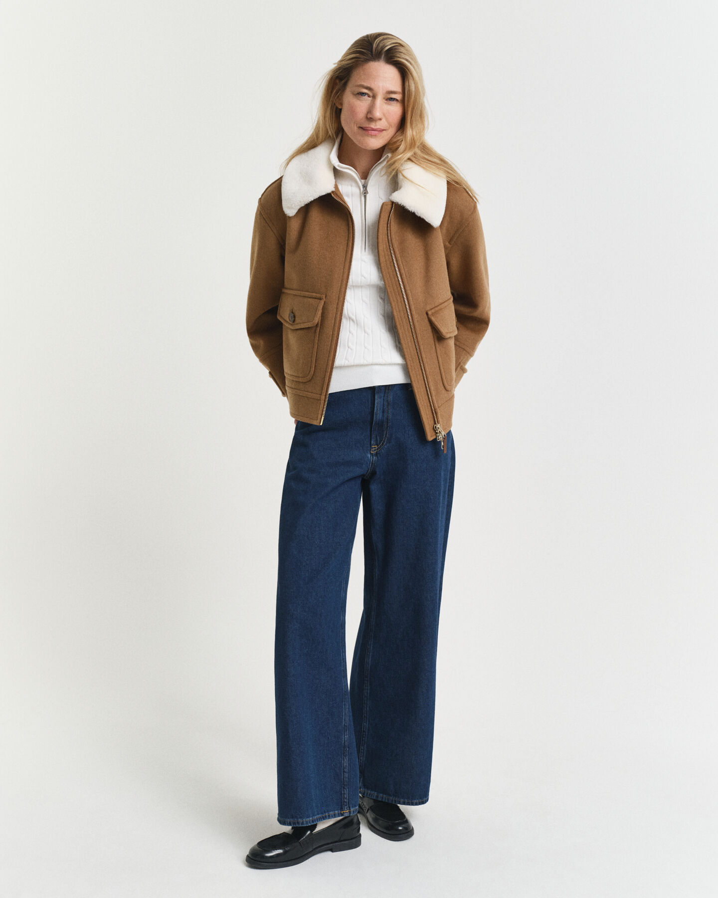 Kabelstrikket sweater af bomuld med stræk og halv lynlås