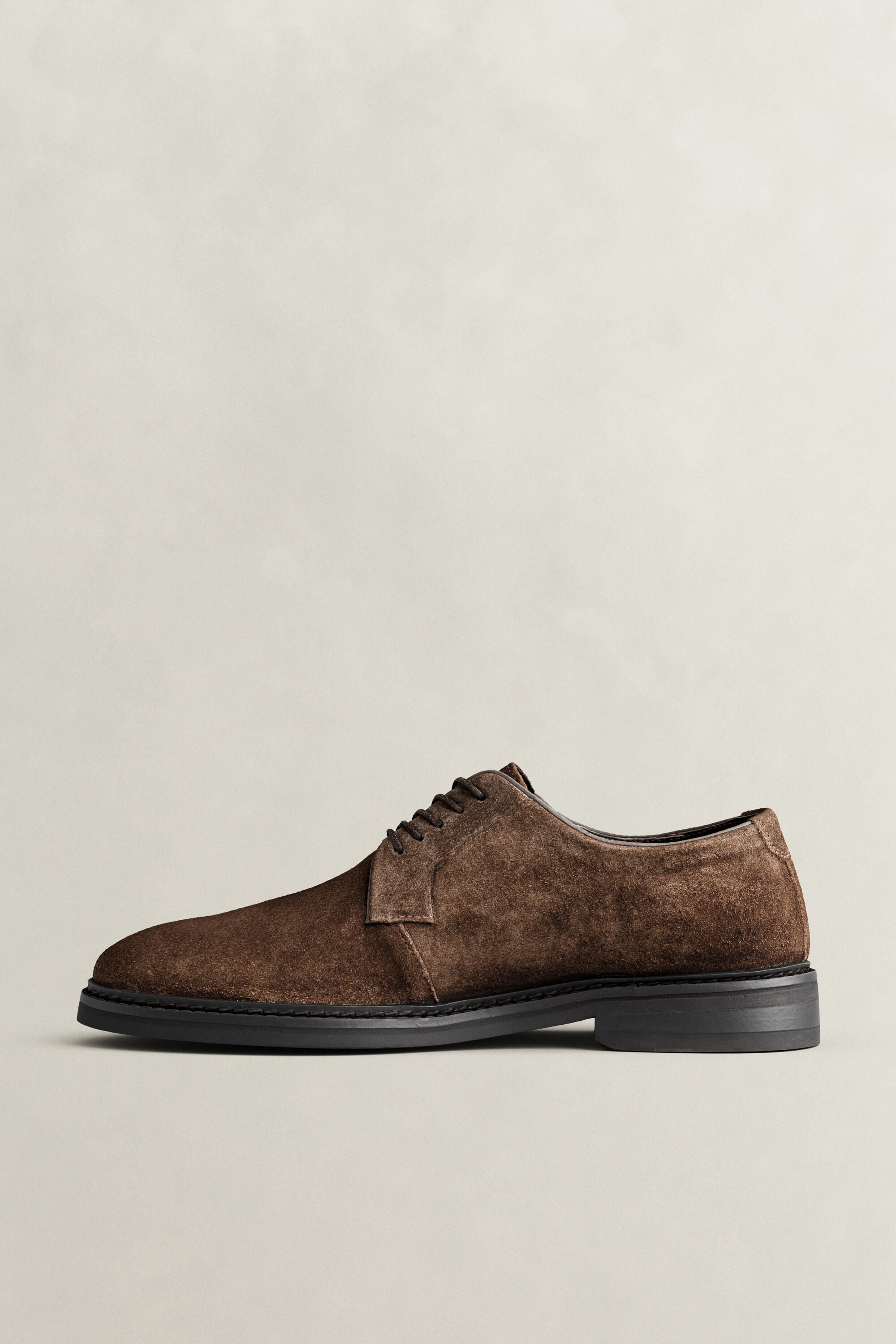 Bidford brogue-sko i ruskind