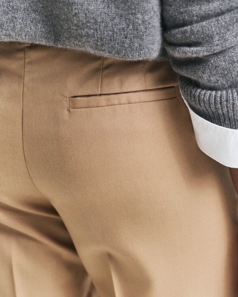 Skræddersyede bukser af uldblanding