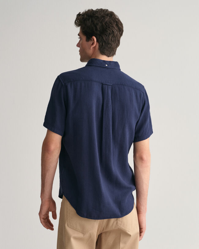 Regular fit Textured skjorte af bomuld og h&oslash;r med korte &aelig;rmer