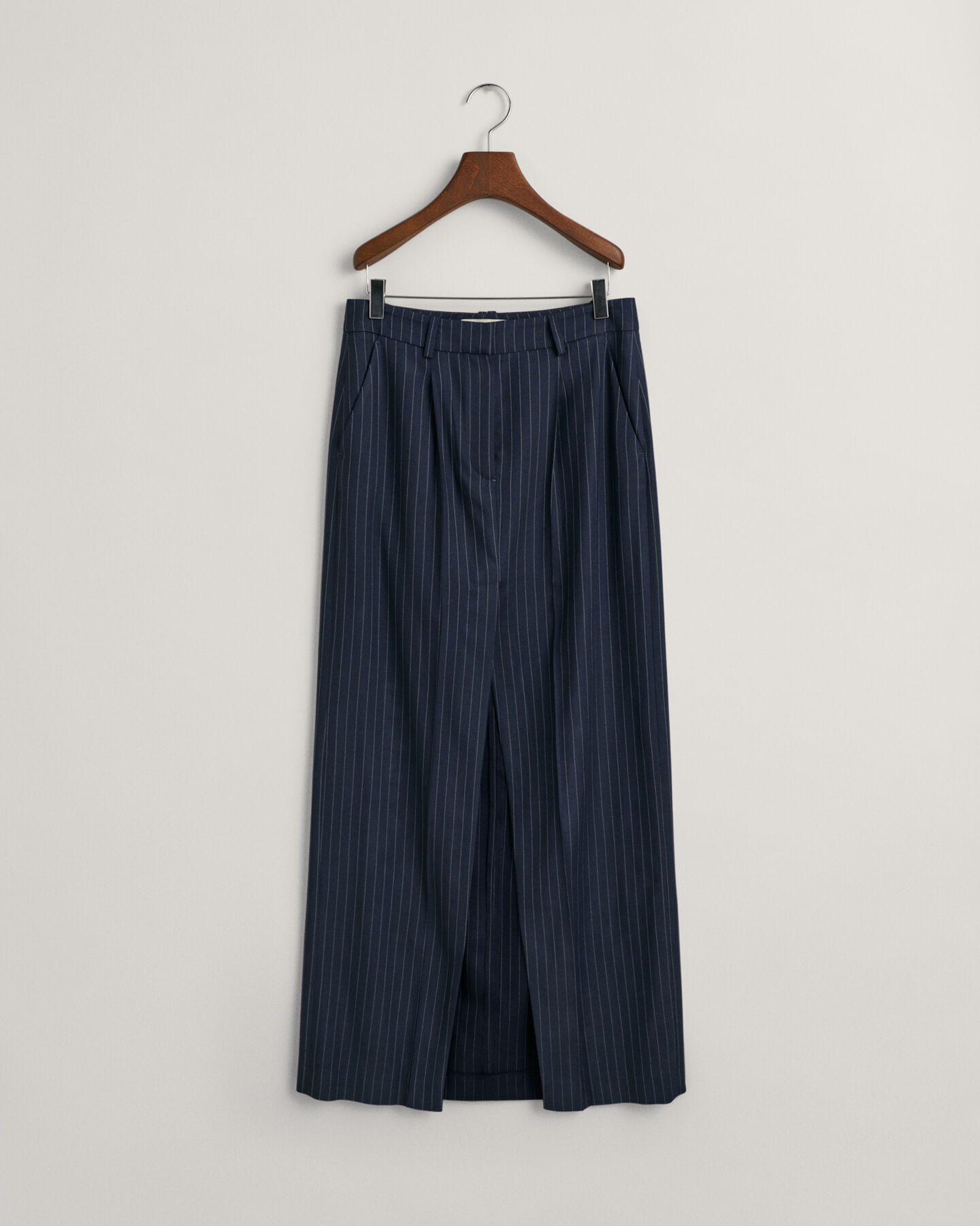 Plisseret Maxi nederdel med nålestriber
