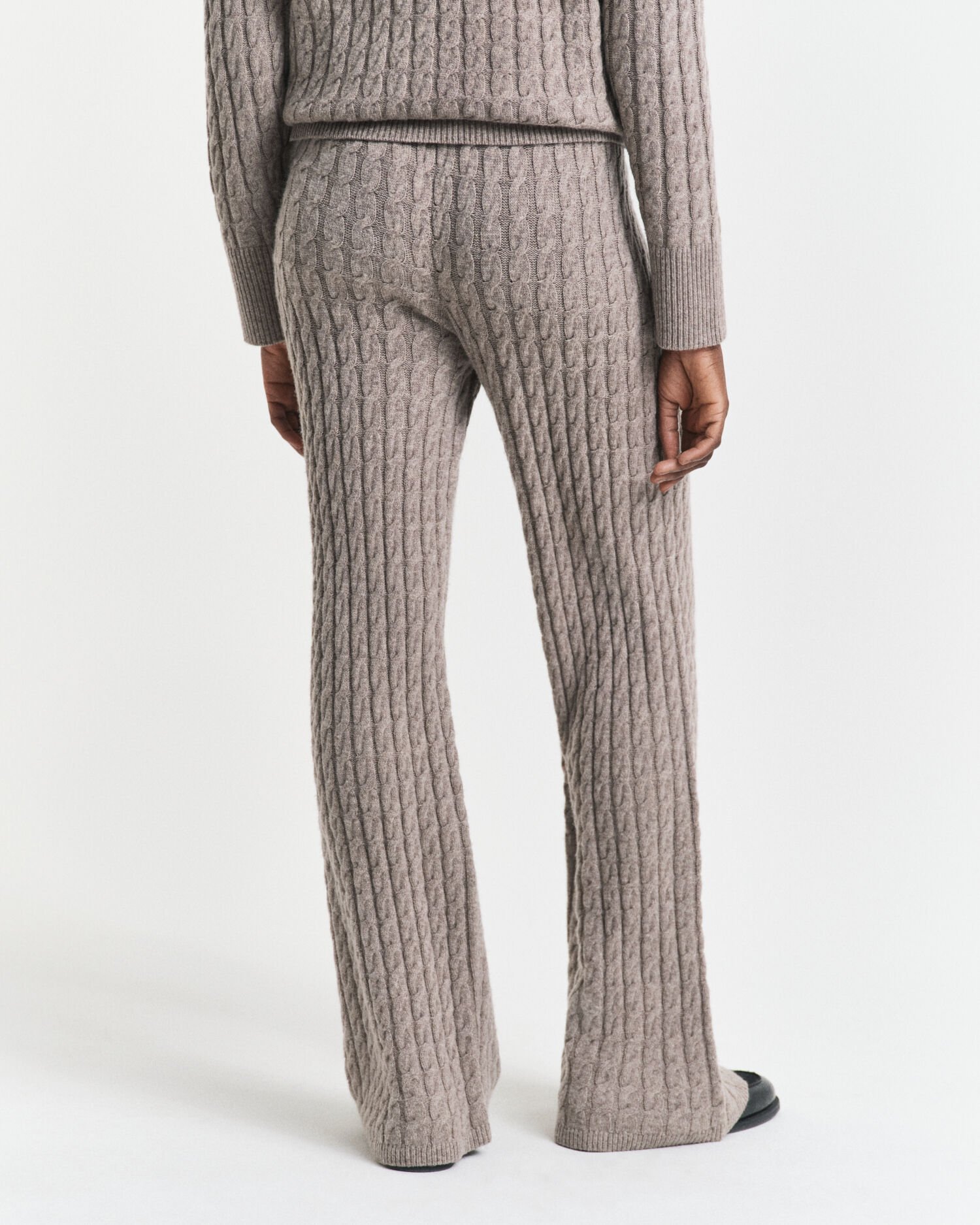 Kabelstrikkede uldbukser