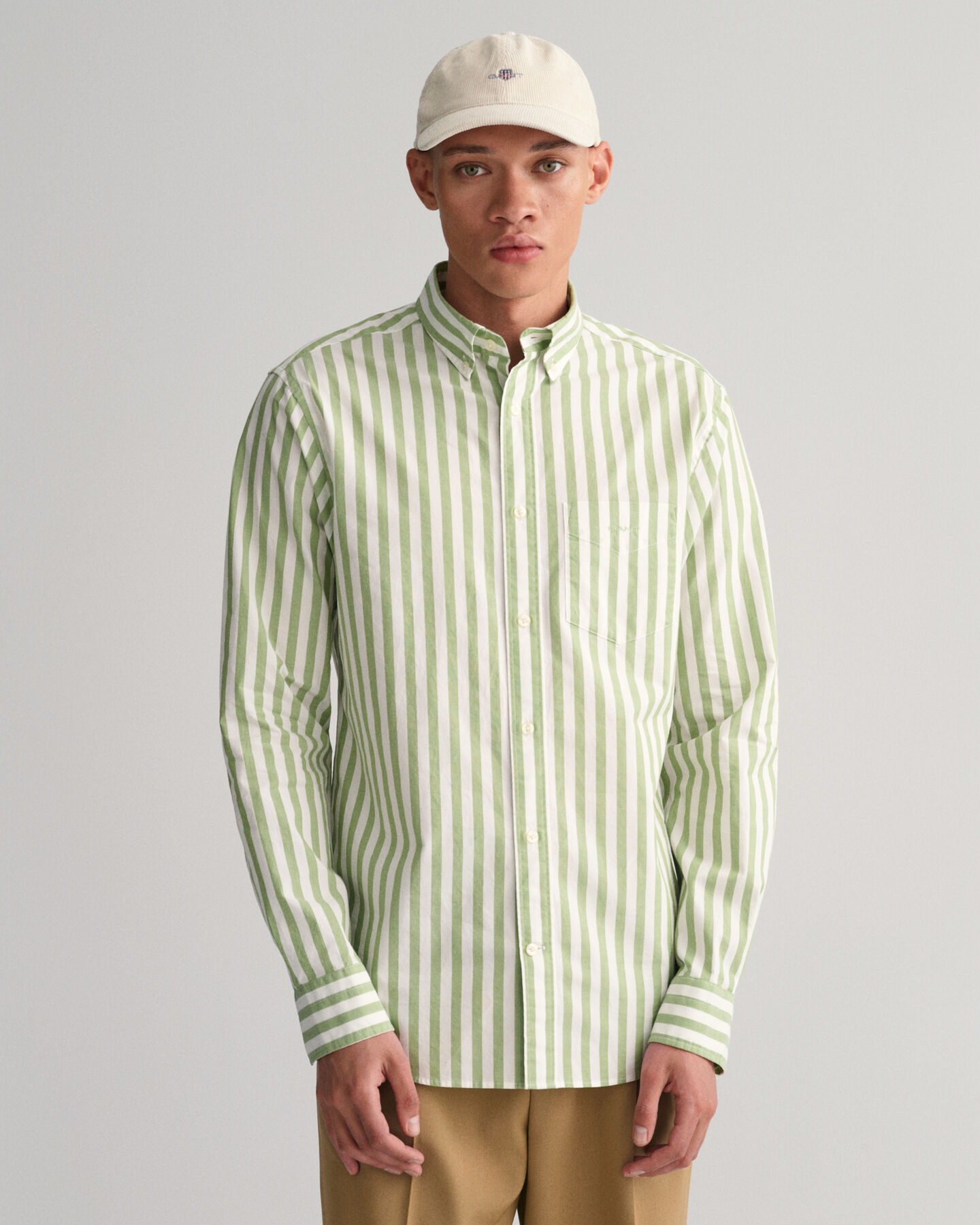 Regular fit poplin skjorte med striber