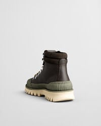 Nebrada mellemhøje læderstøvler