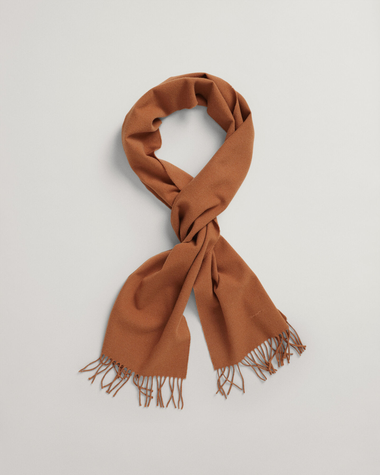 Ensfarvet uldhalstørklæde