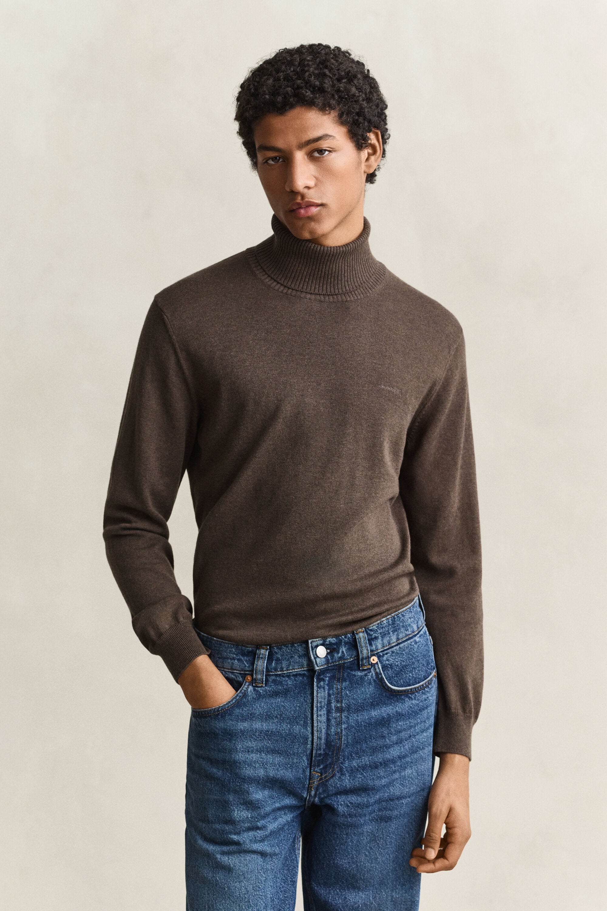 Sweater i bomuld og uld med rullekrave