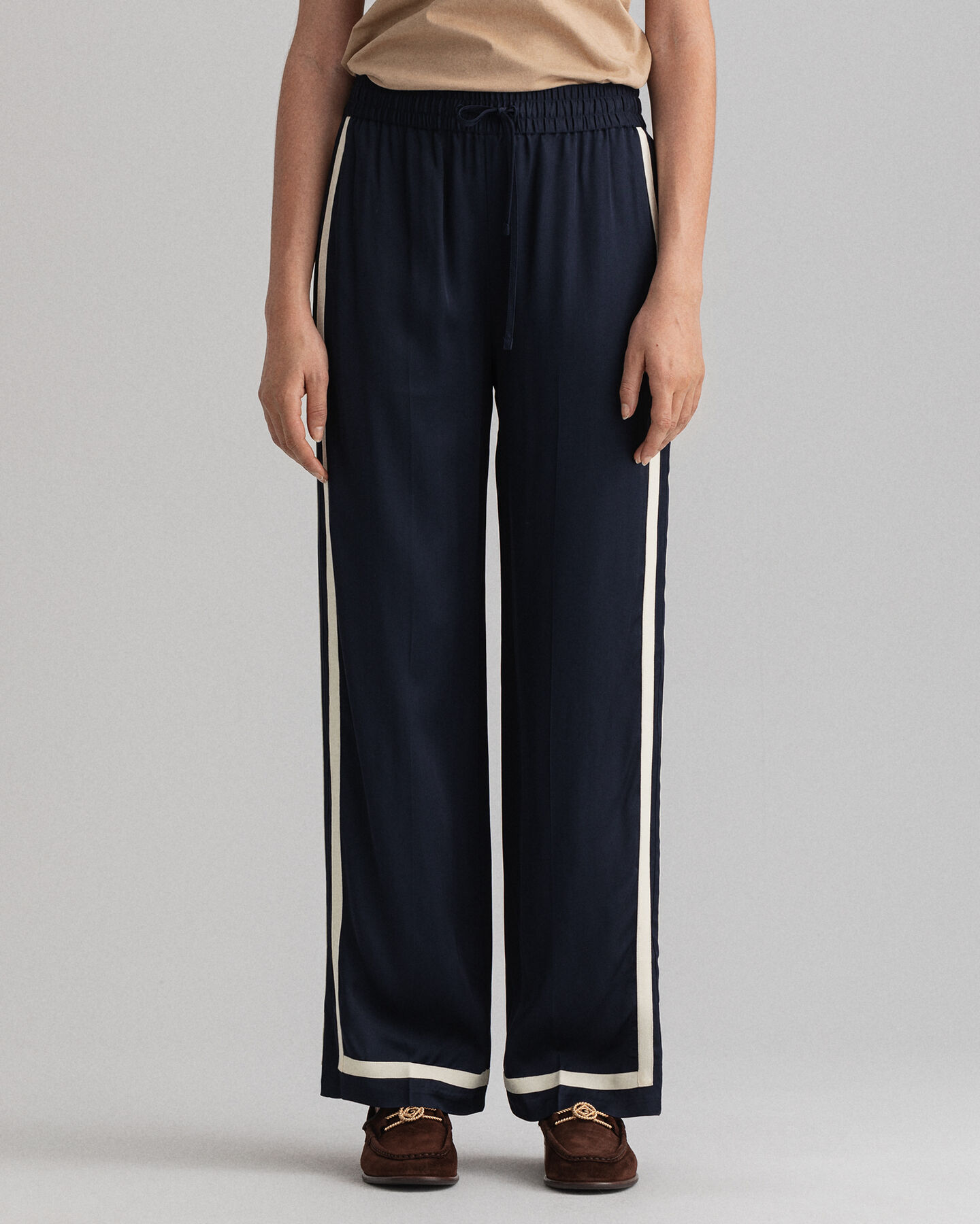 Pull-On-bukser i satin