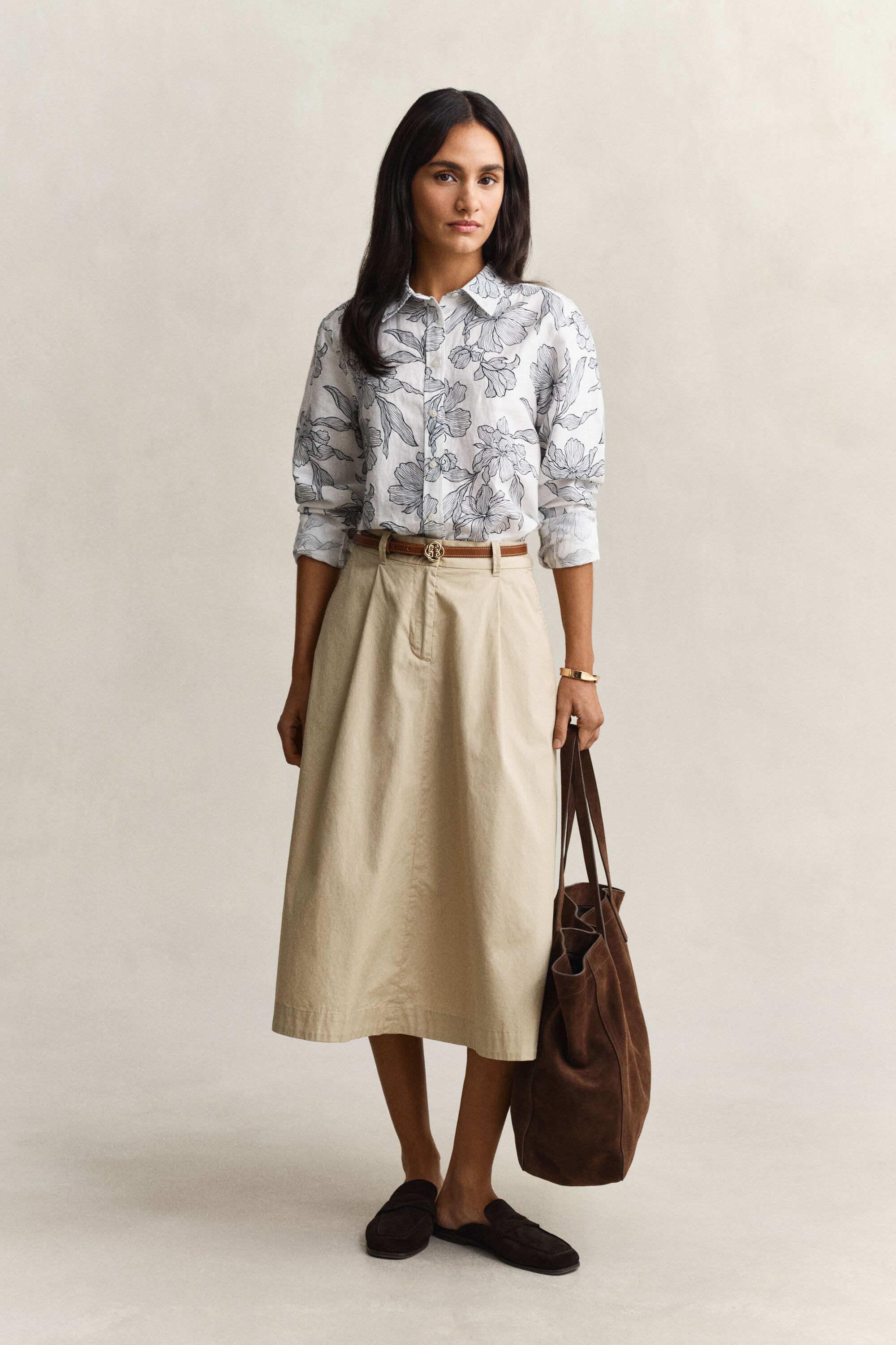 Blomstret hørskjorte