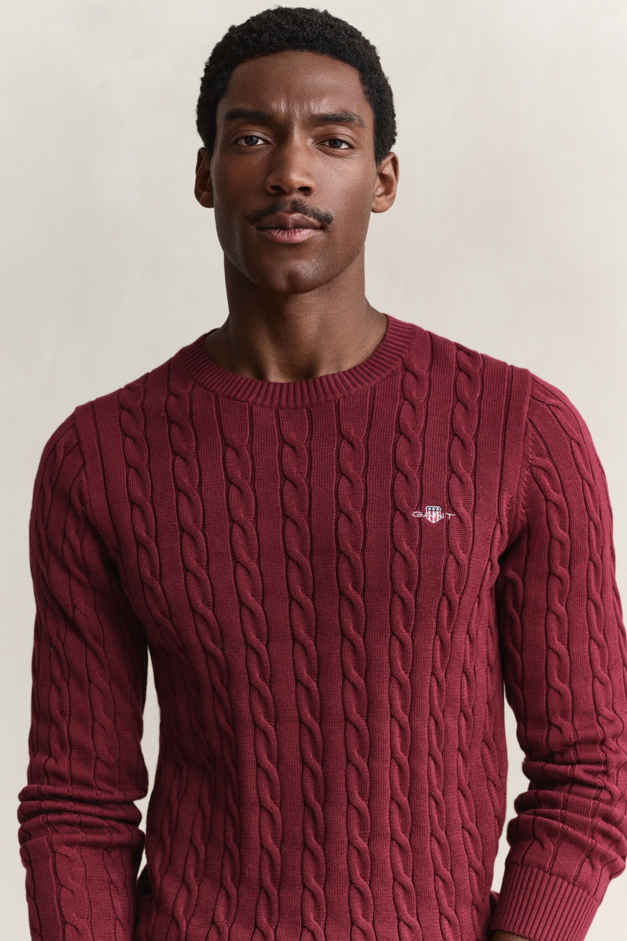 Classic sweater med kabelstrik
