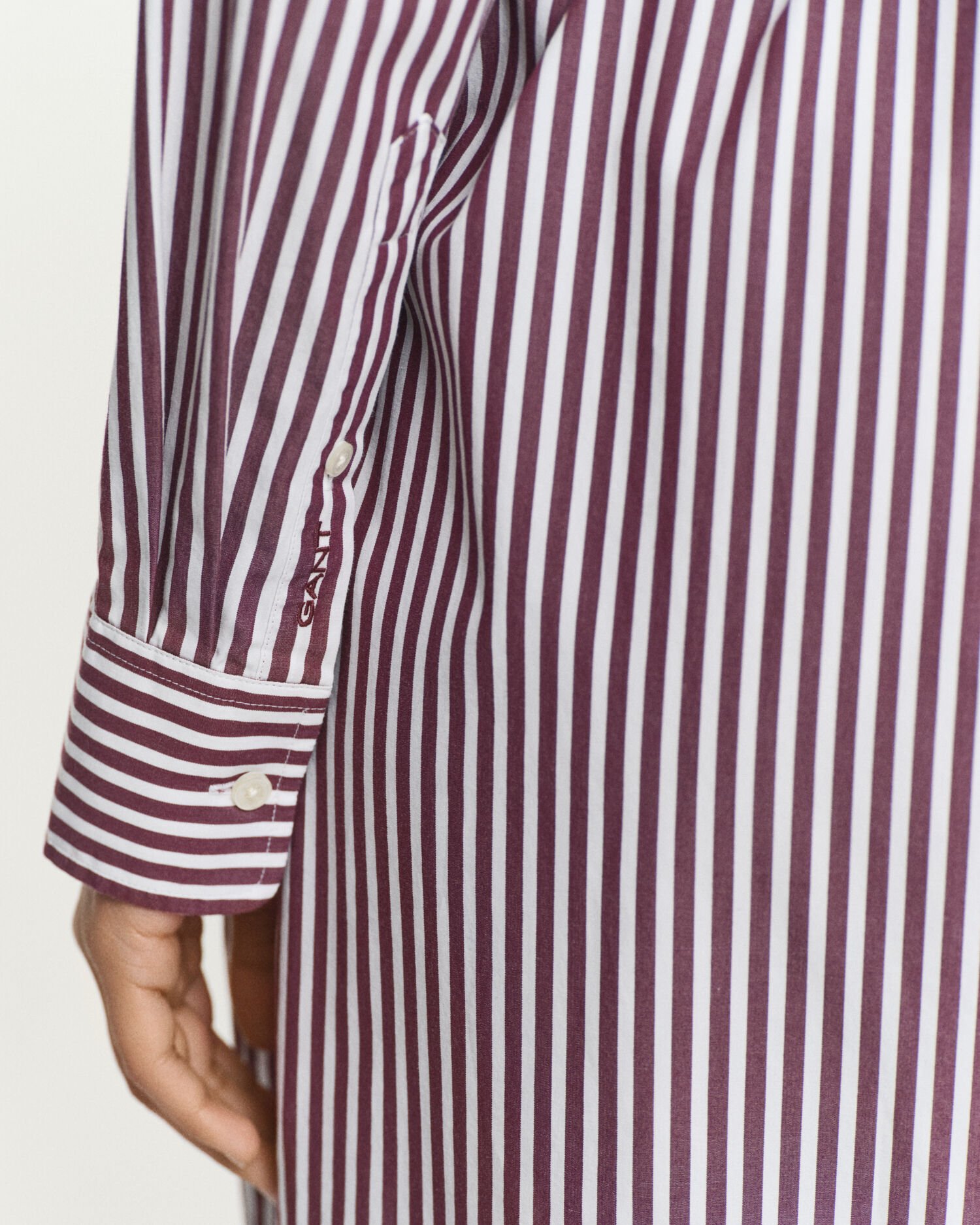 Klassisk skjortekjole i poplin med bælte