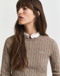 Crewneck sweater af strækbomuld med kabelstrik