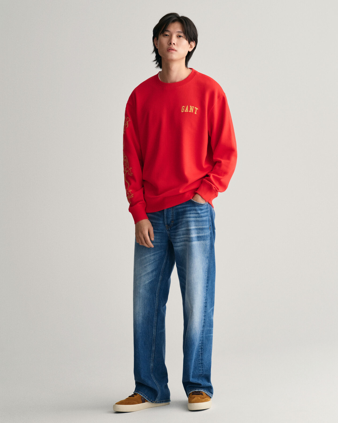 Dragon Crest sweatshirt med crewneck