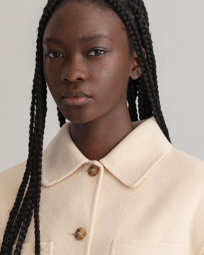 H&aring;ndsyet skjortejakke