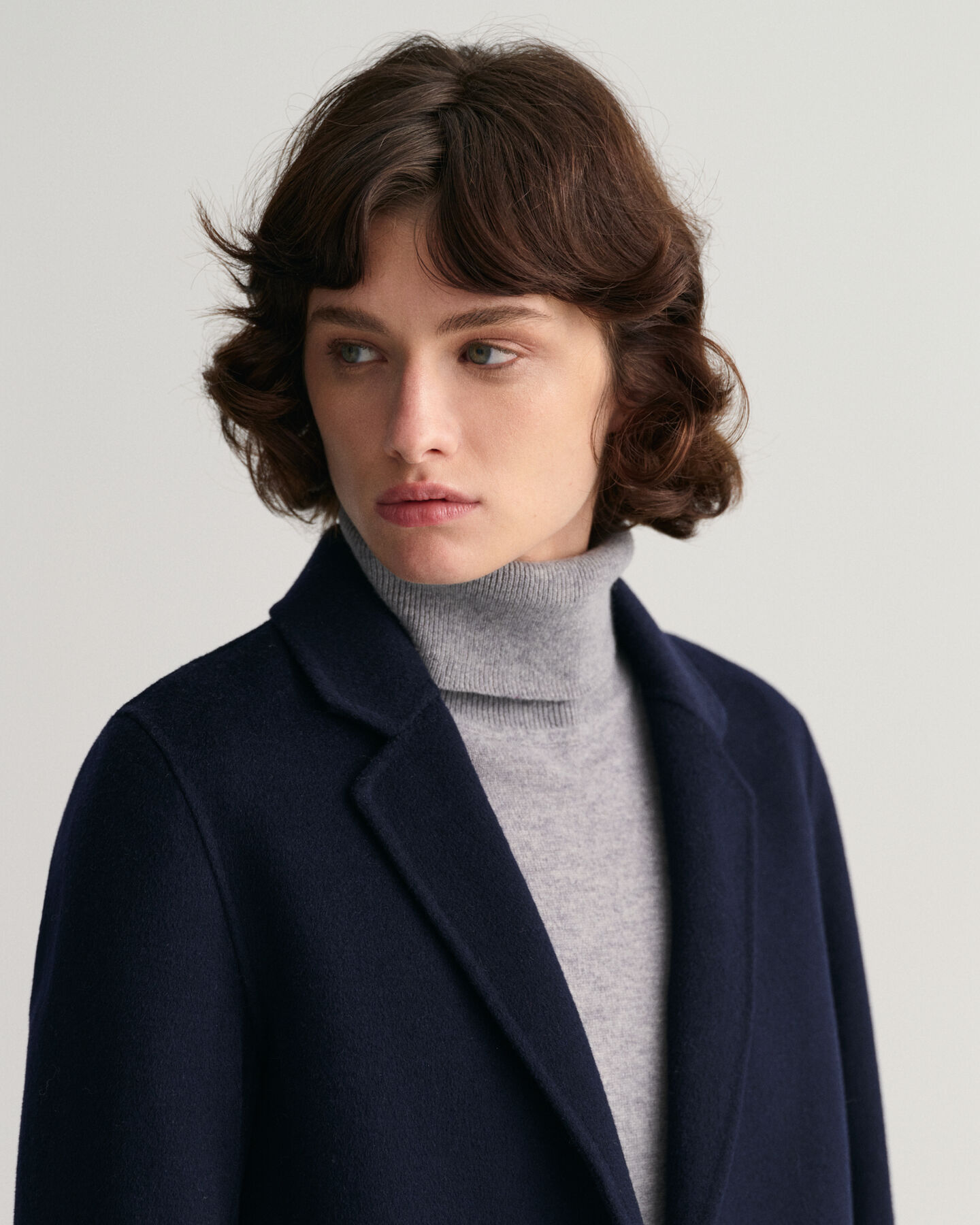 Håndsyet lige blazer