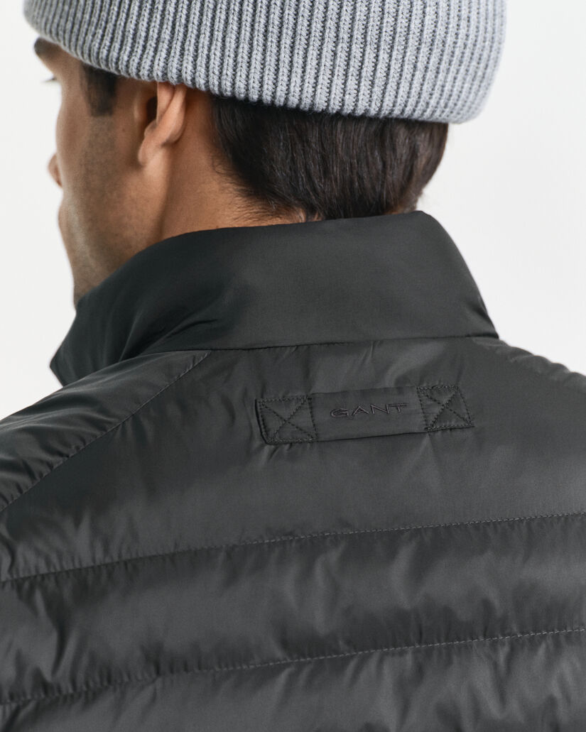 Jakke i blandede materialer