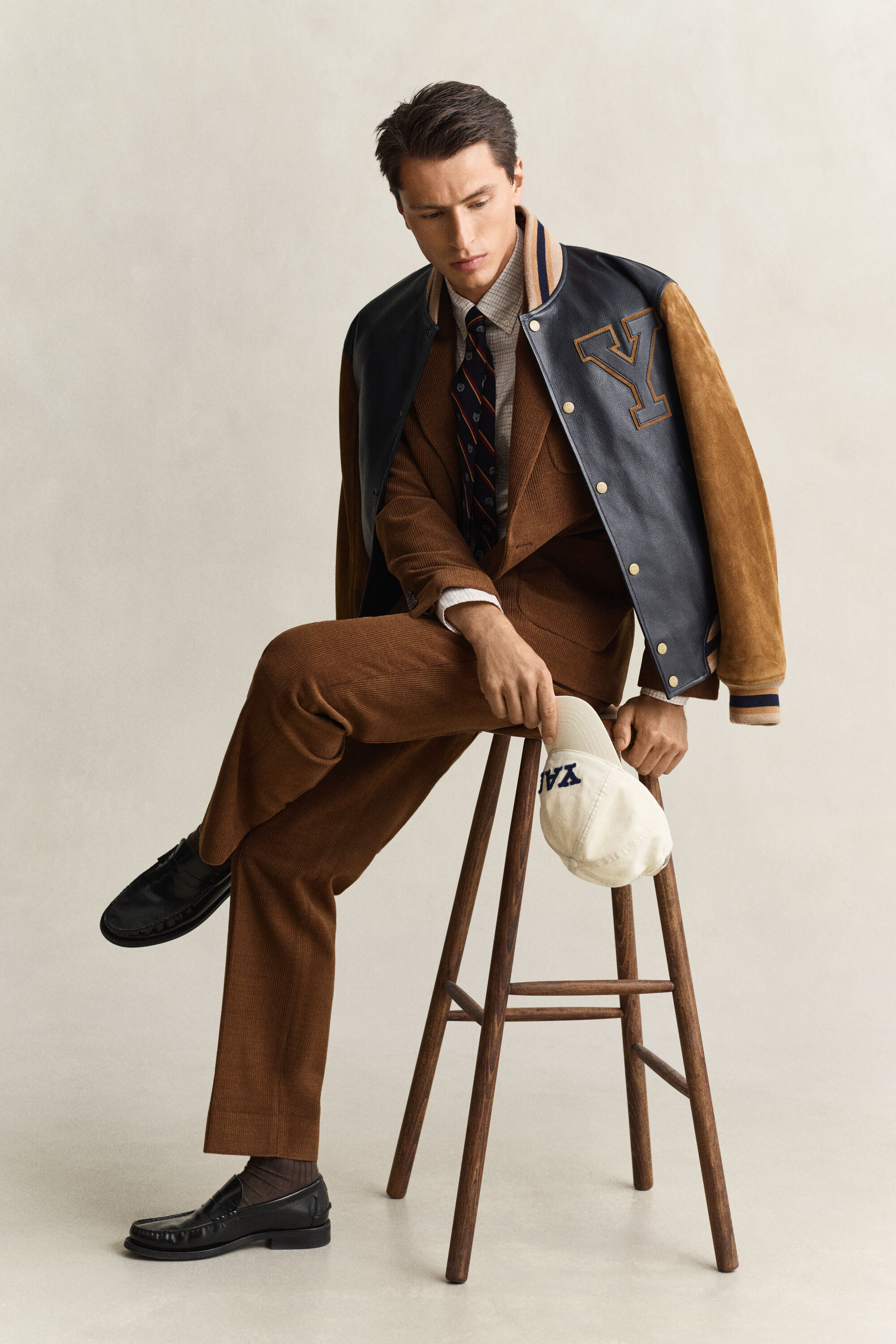 Gant x Yale blazer i jernbanefløjl af uld