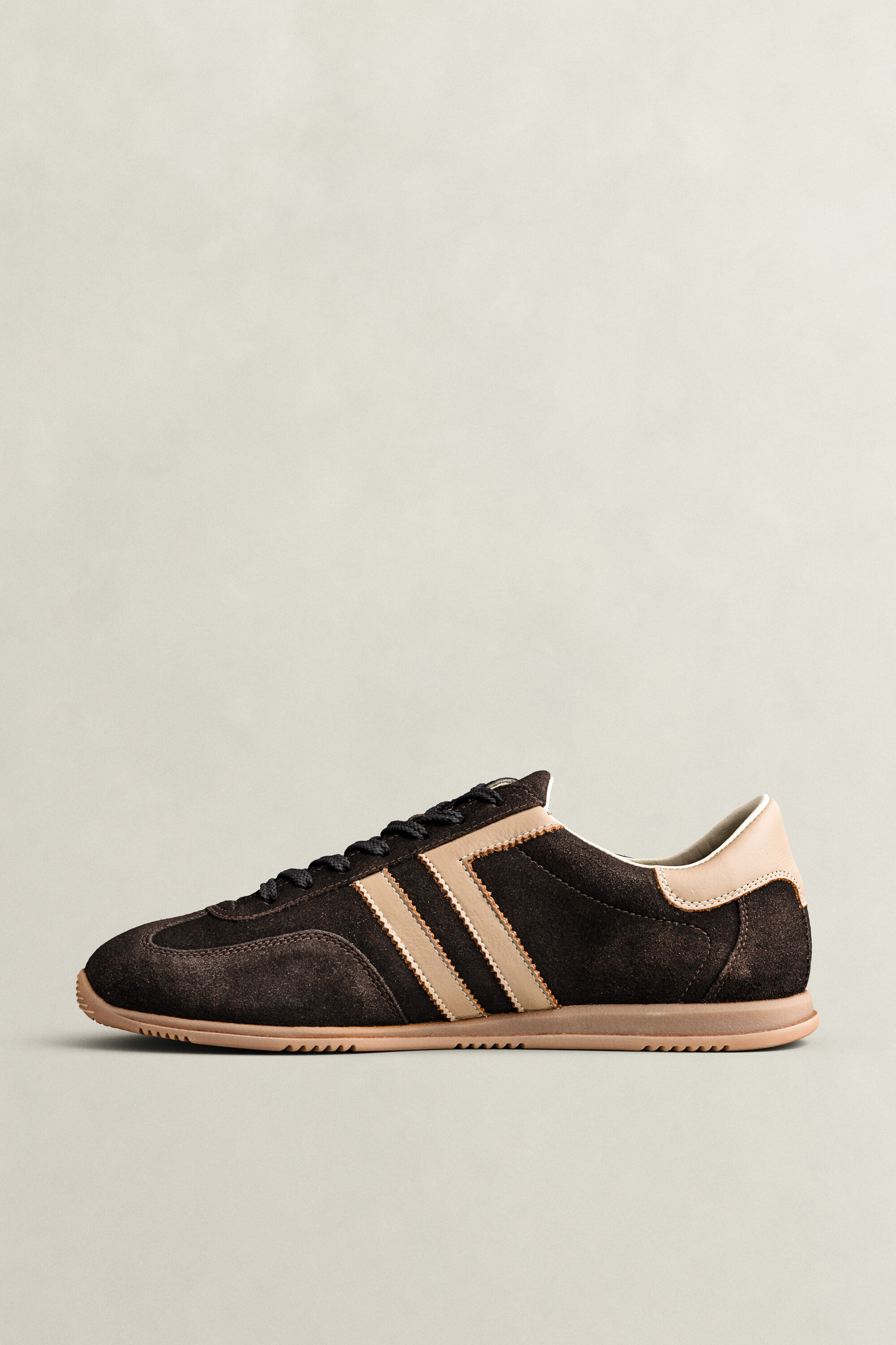 Spearclub sneakers i ruskind