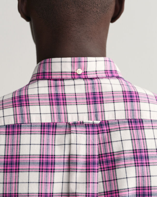 Regular fit ternet Oxford skjorte