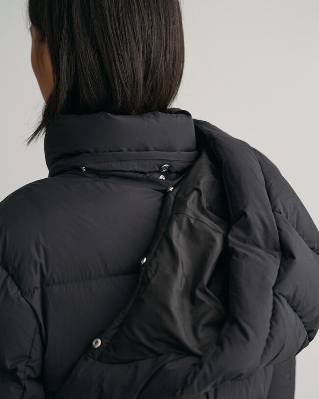 Dunjakke i melleml&aelig;ngde