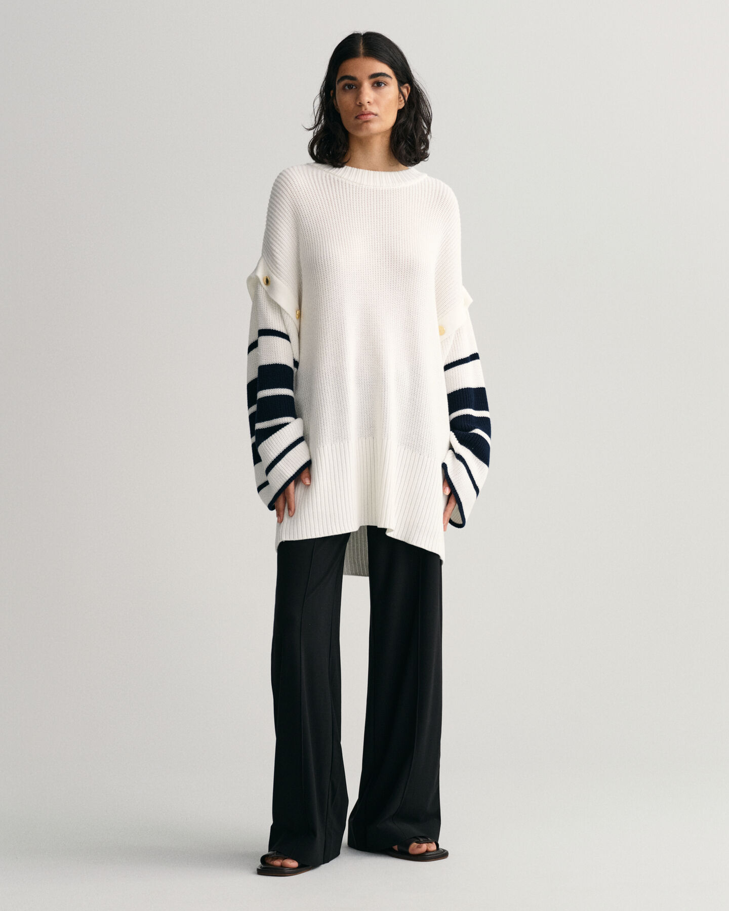 Oversized stribet sweater med crewneck