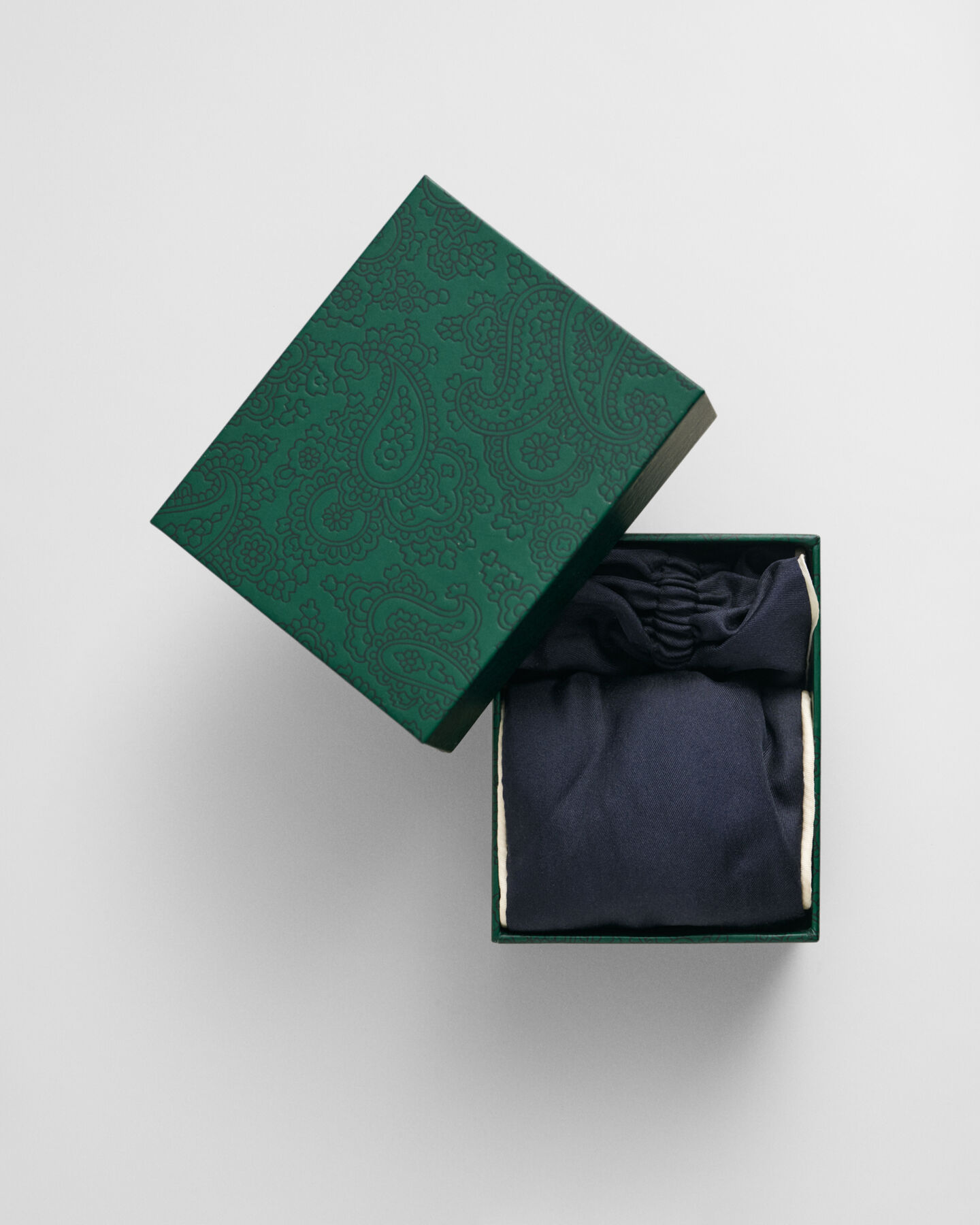 Gavesæt med sovemaske og hårbånd af silke