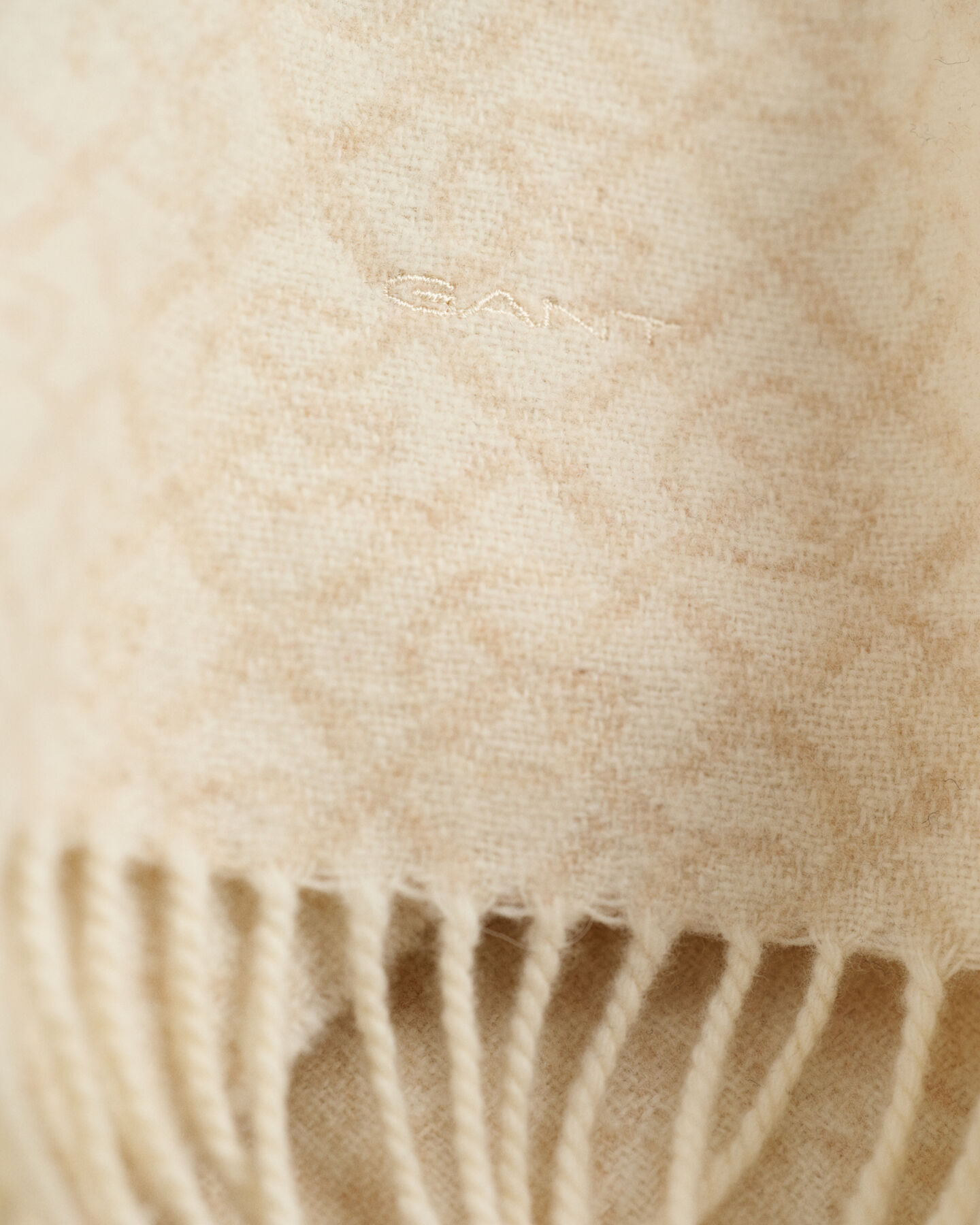 G Patterned halstørklæde