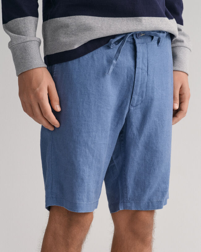 Relaxed fit shorts af h&oslash;r med l&oslash;besnor
