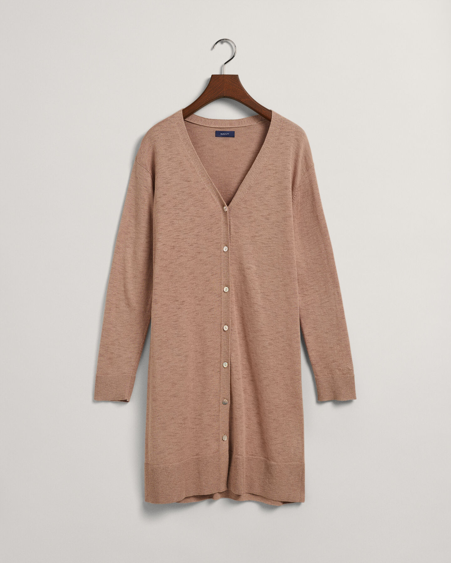 Lang cardigan i hørblanding med V-hals