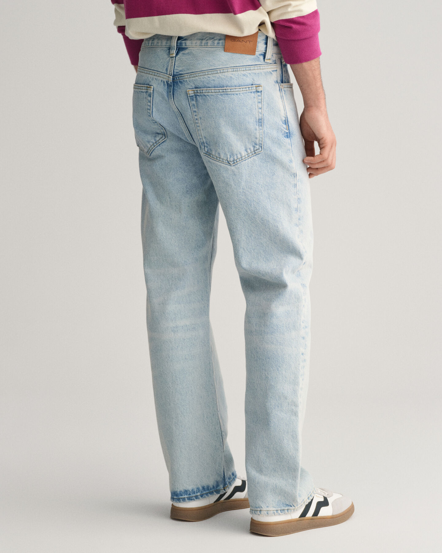 Loose fit let vaskede denim jeans