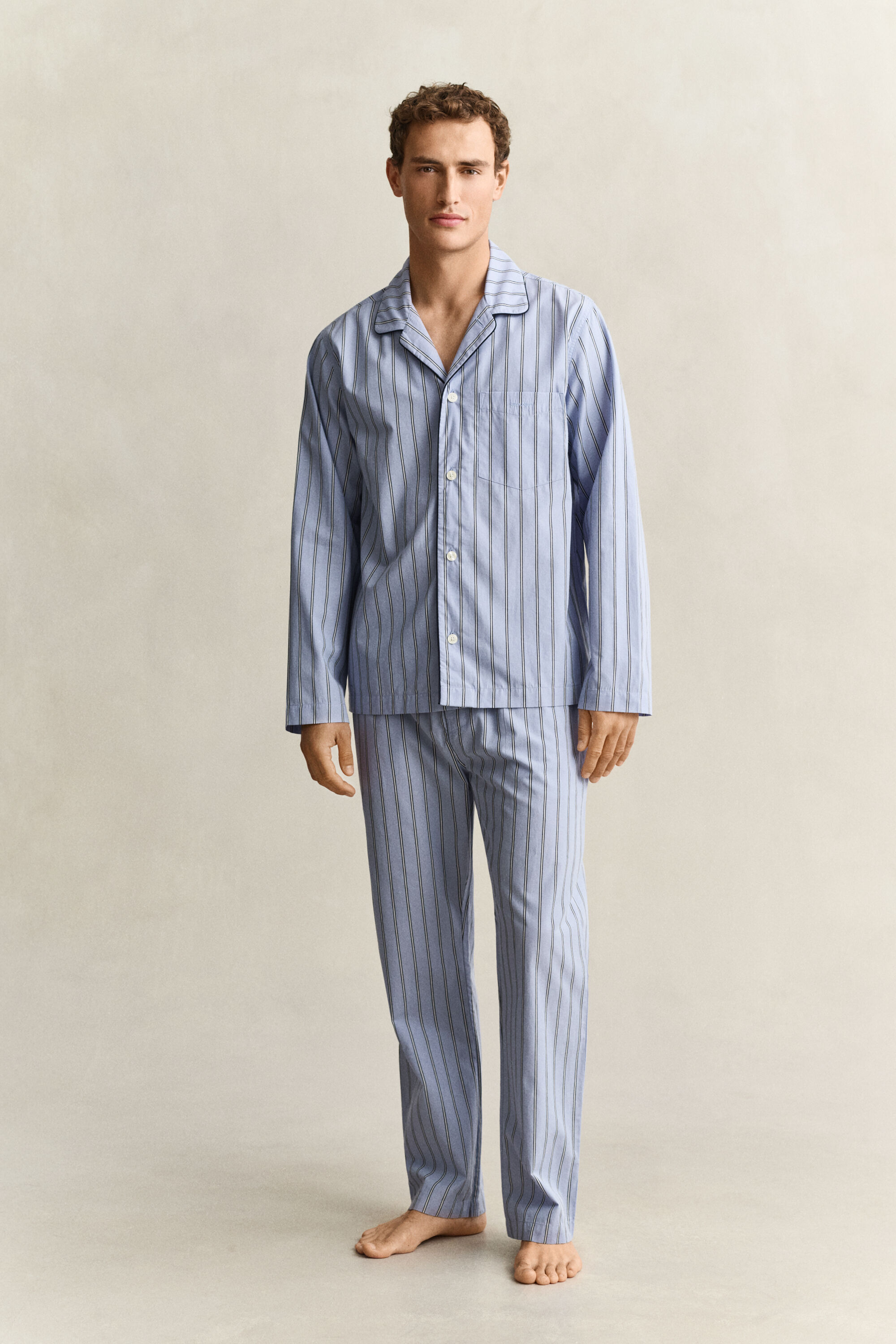 Stribet poplin pyjamassæt