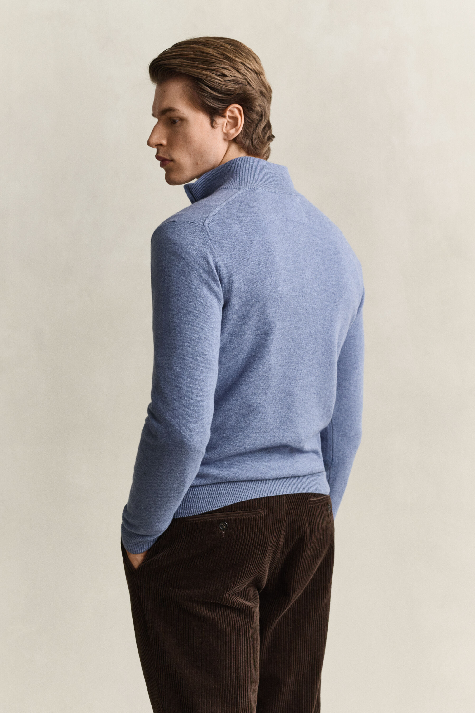 Sweater i lammeuld med halv lynlås