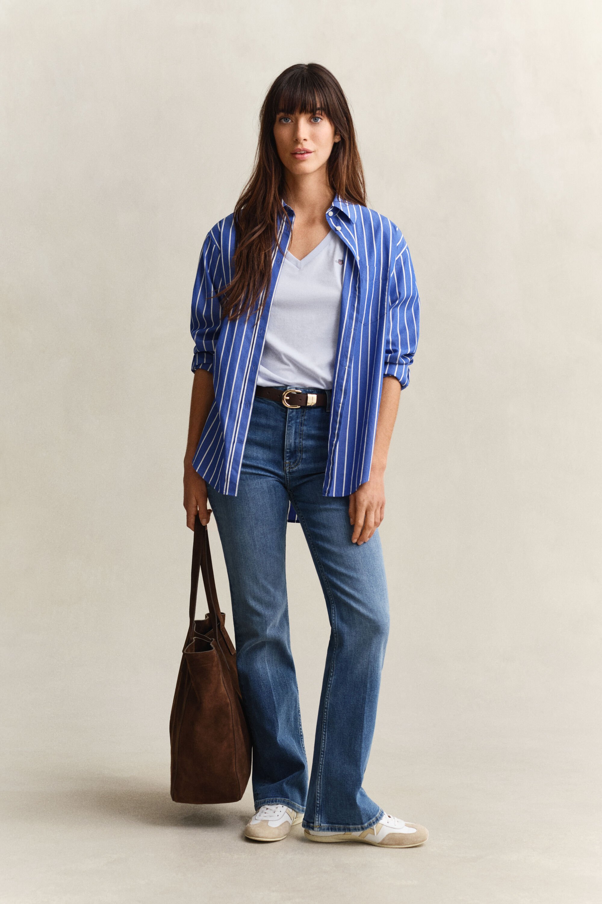 Shield T-shirt med V-hals