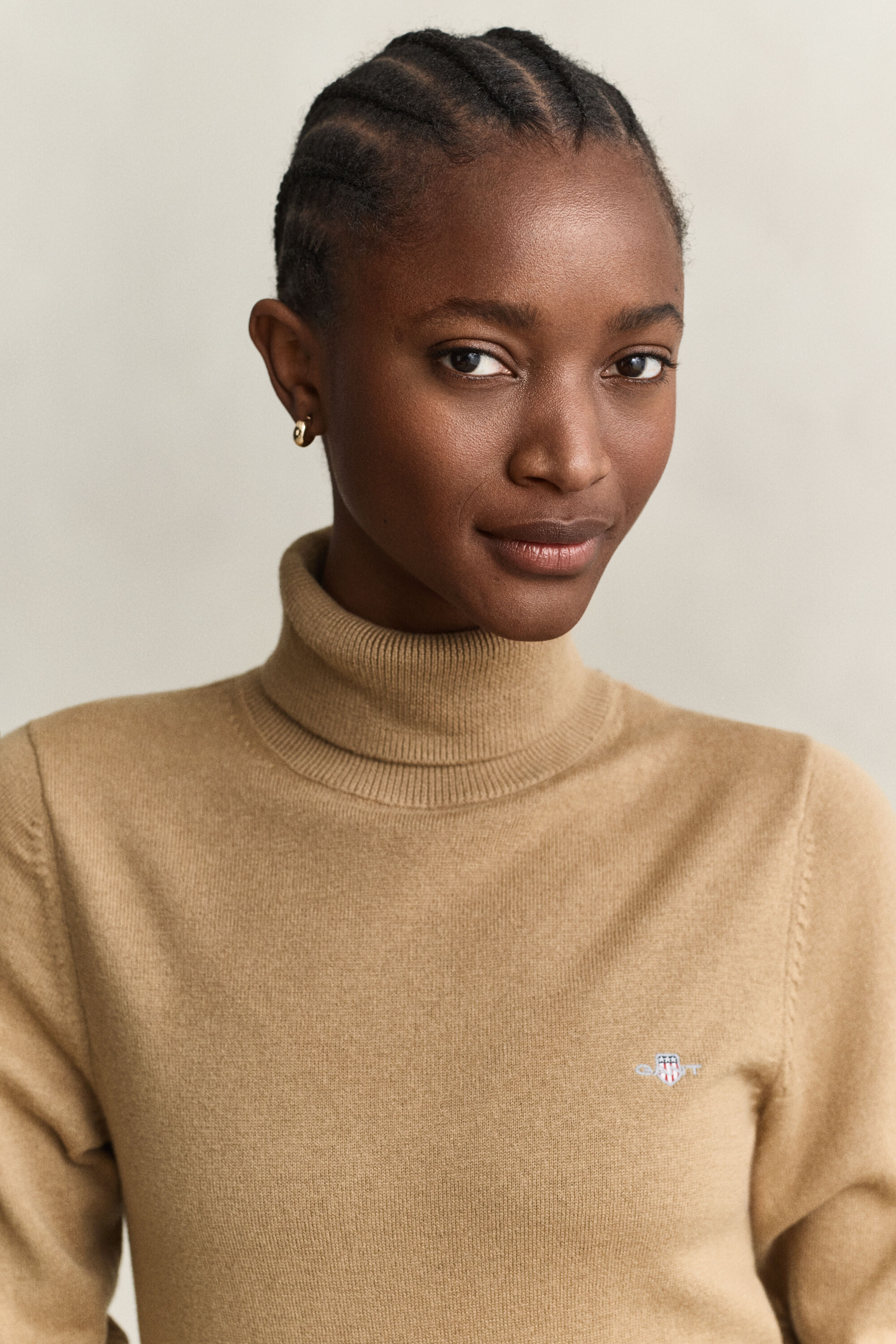 Sweater i uld og bomuld med rullekrave