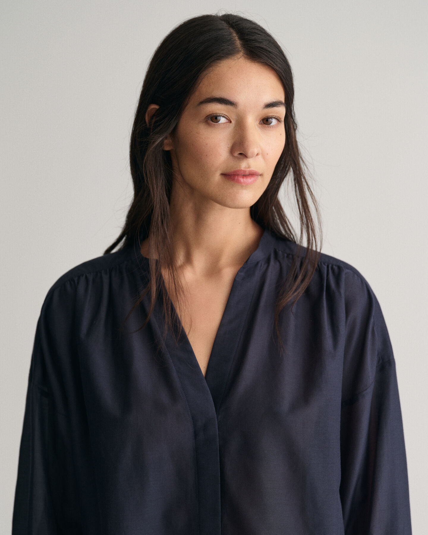 Bluse af bomuld og silke