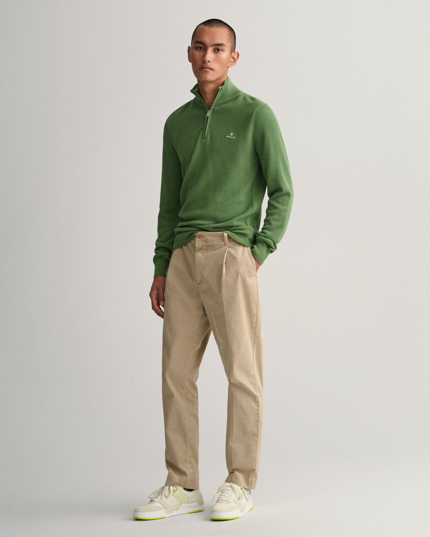 Bomuldspiqu&eacute; sweater med halv lynl&aring;s