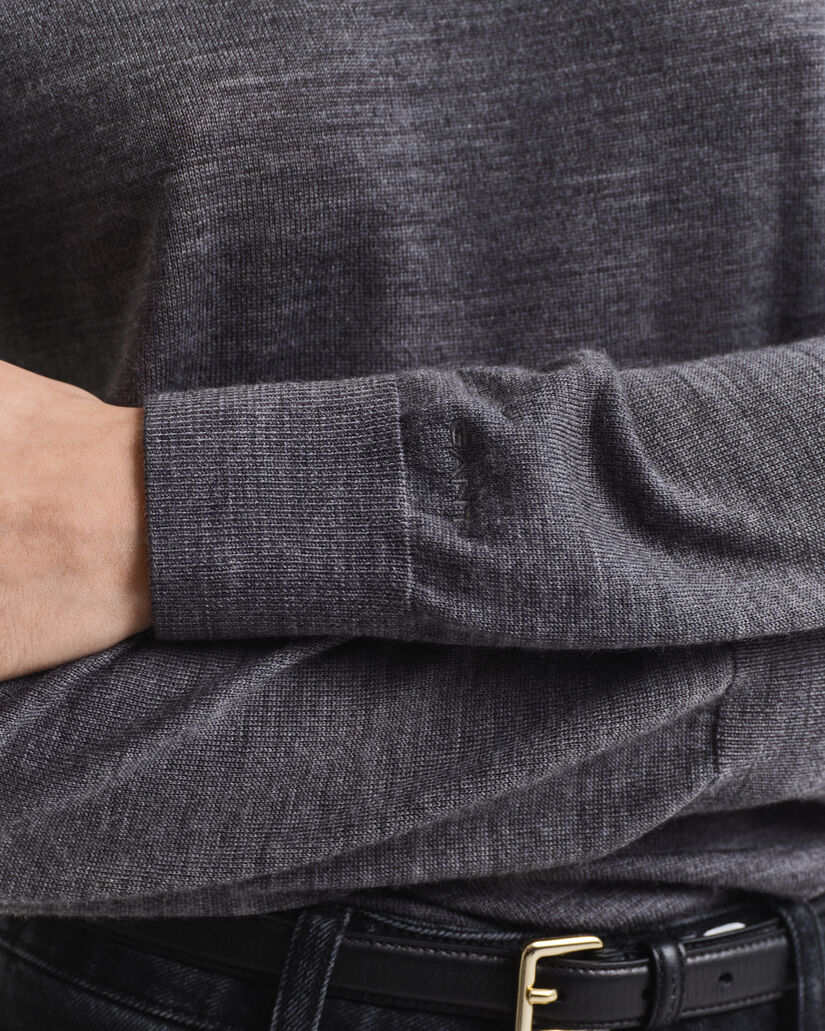 Rullekrave sweater af ekstra fin merinould