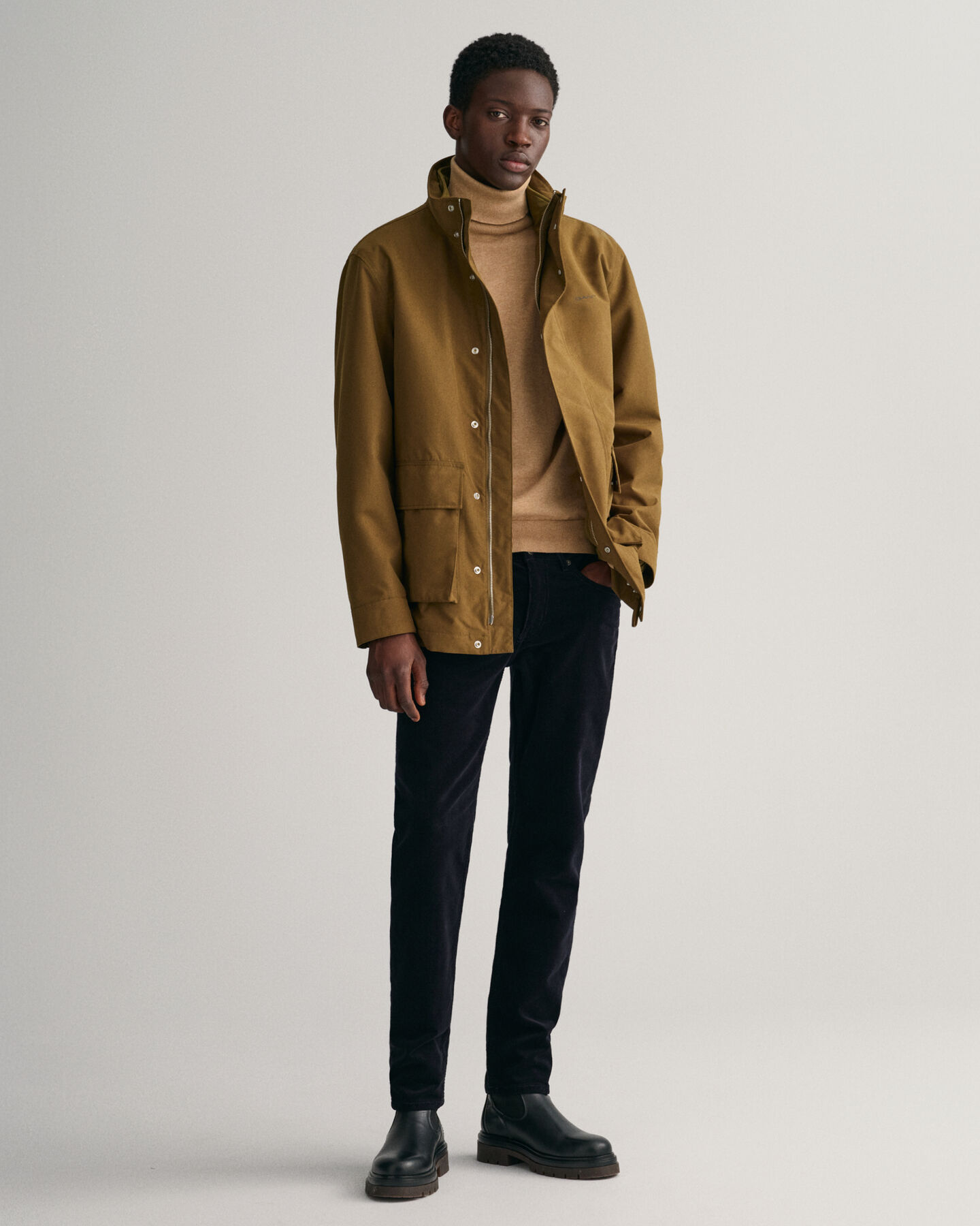 Slim fit jeans af jernbanefløjl