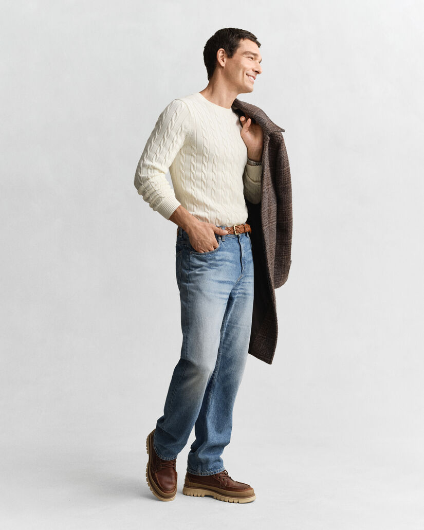 Crewneck sweater af bomuld med kabelstrik