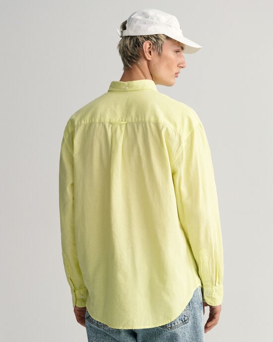 Relaxed fit skjorte med tekstureret v&aelig;vning