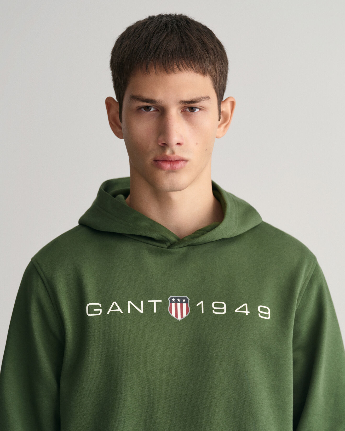 Graphic h&aelig;ttetr&oslash;je med tryk