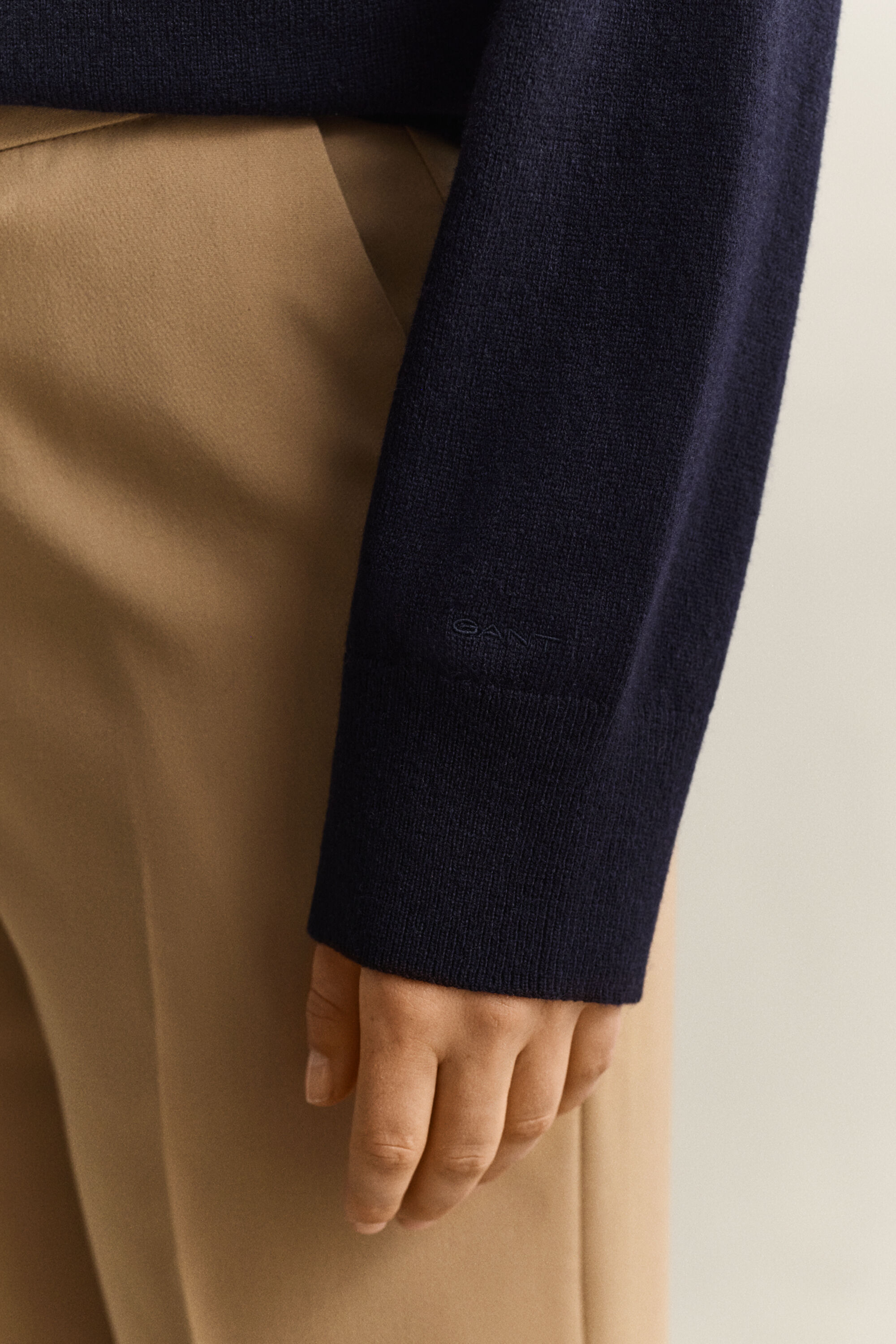 Sweater med mock-neck i luksuriøs lammeuld