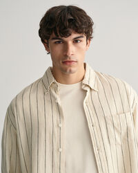 Relaxed fit nopret stribet skjorte